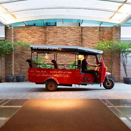 S.M. Grande Residence Bangkok Zewnętrze zdjęcie